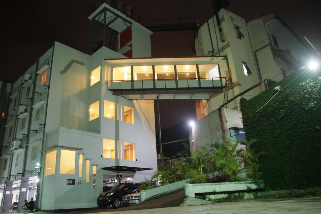 Bukit Dago Hotel Bandung Ngoại thất bức ảnh