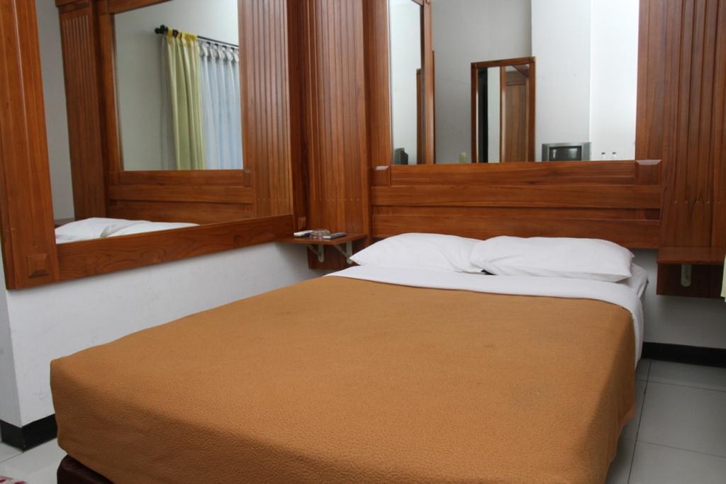 Bukit Dago Hotel Bandung Phòng bức ảnh