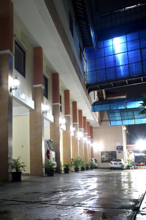 Bukit Dago Hotel Bandung Ngoại thất bức ảnh